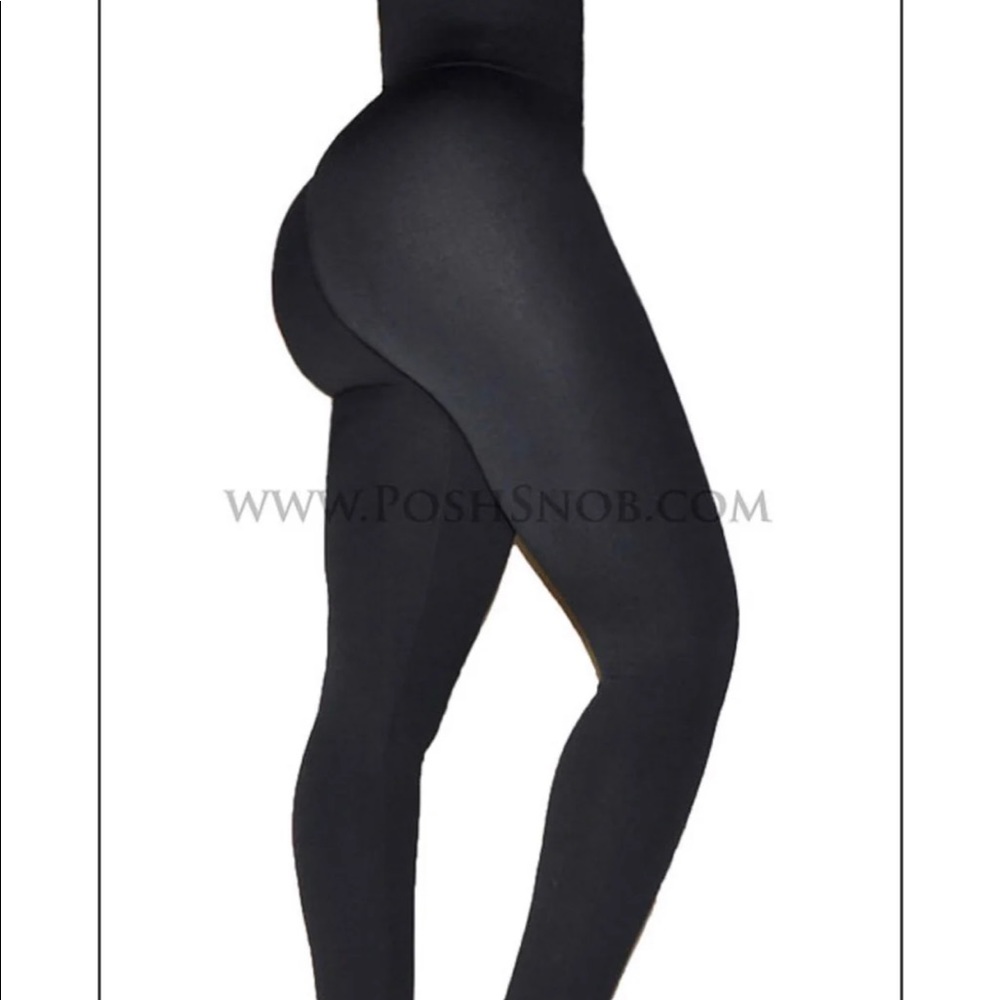 Poshsnob leggings and trinity scarves butt /belly